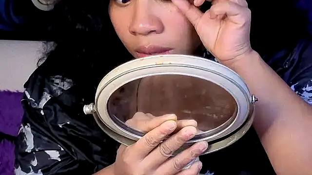 Snapshot of RoxiesObsession chatting on March 2025 07:38:01 PM RoxiesObsession online show from March 2025 07:38:01 PM