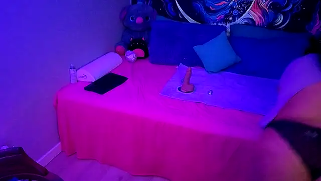 Snapshot of RoxiesObsession chatting on March 2025 11:59:02 PM RoxiesObsession online show from March 2025 11:59:02 PM