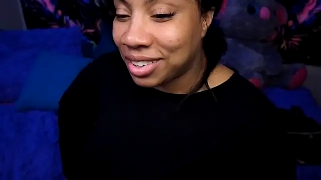 Snapshot of RoxiesObsession chatting on March 2025 01:46:01 AM RoxiesObsession online show from March 2025 01:46:01 AM