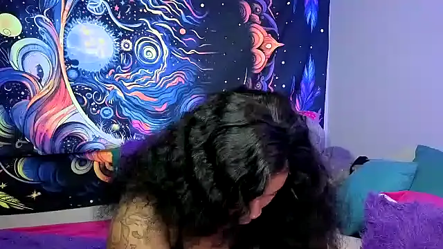 Snapshot of RoxiesObsession chatting on March 2025 07:14:01 AM RoxiesObsession online show from March 2025 07:14:01 AM