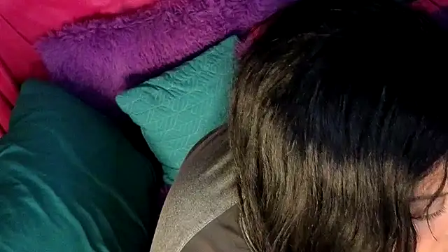 Snapshot of RoxiesObsession chatting on March 2025 08:57:01 AM RoxiesObsession online show from March 2025 08:57:01 AM