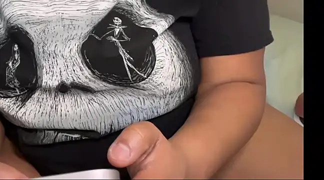 Snapshot of RoxiesObsession chatting on February 2025 08:21:01 PM RoxiesObsession online show from February 2025 08:21:01 PM