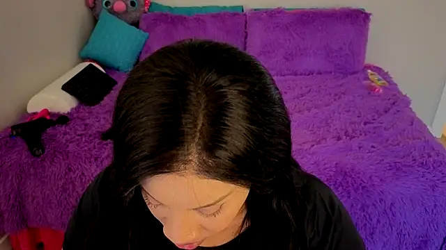 Snapshot of RoxiesObsession chatting on March 2025 03:07:02 PM RoxiesObsession online show from March 2025 03:07:02 PM