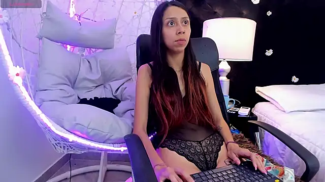 Goddess  Lilith online show from November 2025 05:06:02 PM