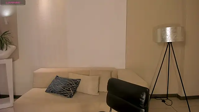 AlinaKravitz online show from March 2026 11:48:02 AM