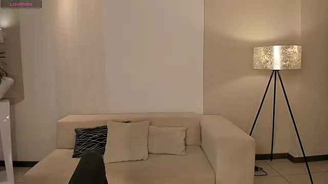 AlinaKravitz online show from March 2026 12:20:01 PM