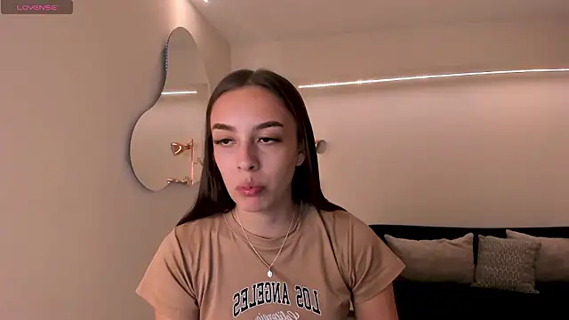 KaiaFerreira online show from February 2026 05:13:02 PM