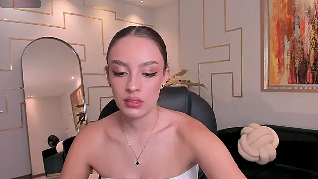 Snapshot of KaiaFerreira chatting on November 2025 02:39:02 PM KaiaFerreira online show from November 2025 02:39:02 PM