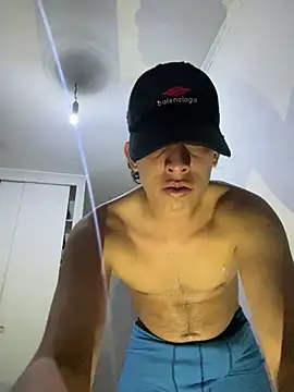 breiderxexiboys online show from December 2024 04:45:01 AM