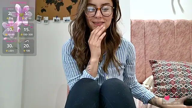 Emmy petit online show from February 2026 11:02:02 PM