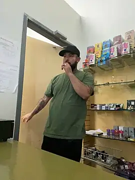 Snapshot of jr91esl chatting on February 2025 07:37:02 AM jr91esl online show from February 2025 07:37:02 AM