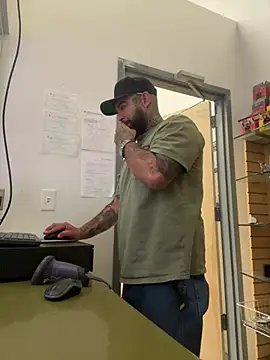 Snapshot of jr91esl chatting on February 2025 04:06:01 AM jr91esl online show from February 2025 04:06:01 AM