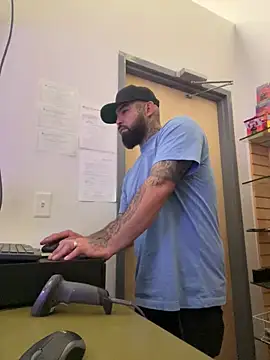 Snapshot of jr91esl chatting on February 2025 02:29:02 AM jr91esl online show from February 2025 02:29:02 AM