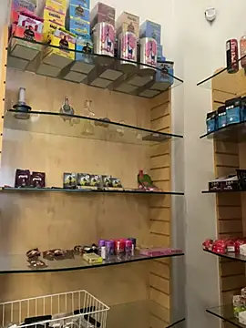 Snapshot of jr91esl chatting on February 2025 04:36:02 AM jr91esl online show from February 2025 04:36:02 AM