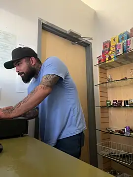 Snapshot of jr91esl chatting on February 2025 11:58:02 PM jr91esl online show from February 2025 11:58:02 PM