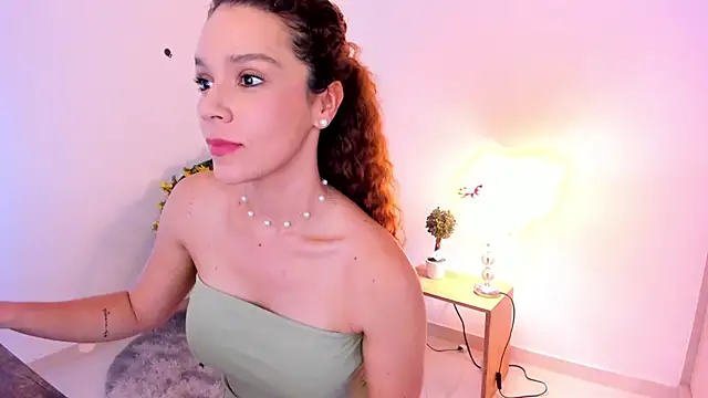  Sam sexy  online show from February 2025 06:15:02 PM