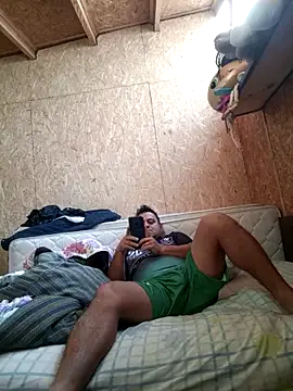 Snapshot of TheBriiaand30 chatting on October 2025 08:44:01 PM TheBriiaand30 online show from October 2025 08:44:01 PM