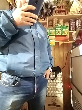 Snapshot of TheBriiaand30 chatting on October 2025 02:40:01 PM TheBriiaand30 online show from October 2025 02:40:01 PM