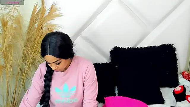 ScarlethNatasha online show from November 2025 02:48:02 AM