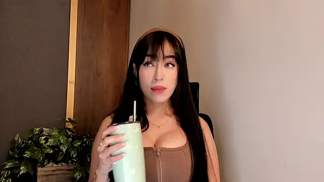 ArwenMuse online show from April 2026 08:48:02 PM