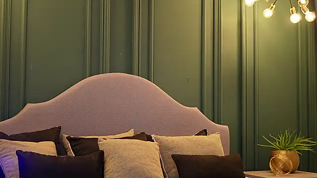 ArwenMuse online show from October 2025 09:36:01 PM