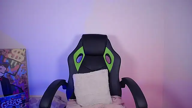 PrincessEmily 69 online show from March 2026 04:45:01 PM