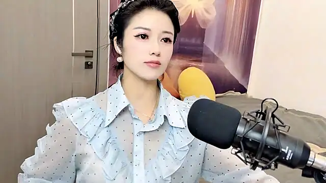 starsqimei online show from November 2025 04:29:02 AM