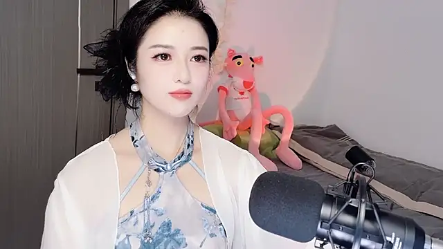 starsqimei online show from November 2025 05:00:01 AM