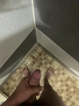 Snapshot of mylovetr1 chatting on January 2025 05:09:01 AM mylovetr1 online show from January 2025 05:09:01 AM