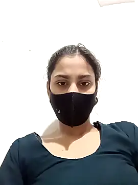 magicmoment00786 online show from December 2024 03:28:01 PM
