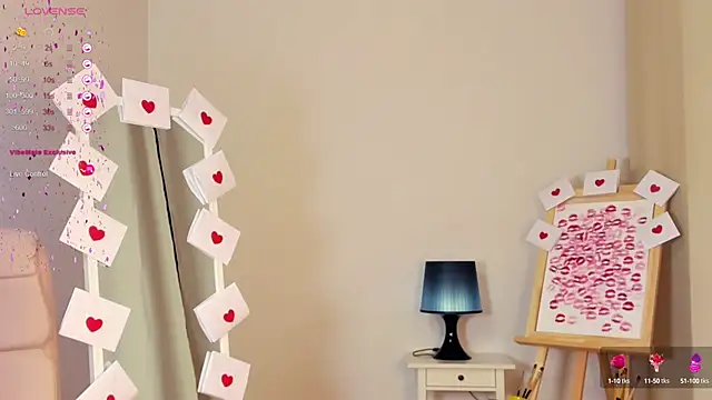 Snapshot of Evacadooo chatting on February 2025 06:34:01 AM Evacadooo online show from February 2025 06:34:01 AM