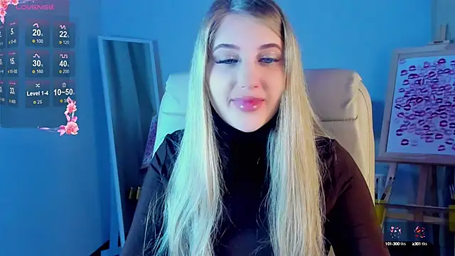 Snapshot of Evacadooo chatting on March 2025 02:20:02 AM Evacadooo online show from March 2025 02:20:02 AM