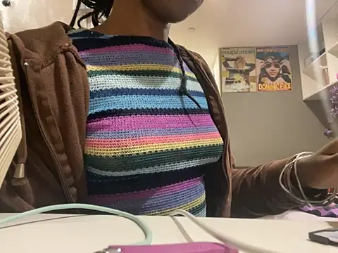 Snapshot of iveedie017 chatting on October 2025 09:58:02 PM iveedie017 online show from October 2025 09:58:02 PM