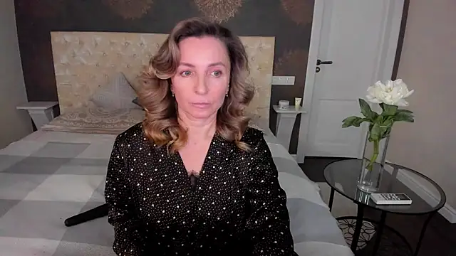 AllisonWilliams online show from November 2025 04:39:01 PM