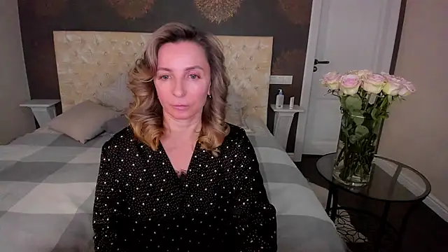 Snapshot of AllisonWilliams chatting on October 2025 06:08:02 PM AllisonWilliams online show from October 2025 06:08:02 PM