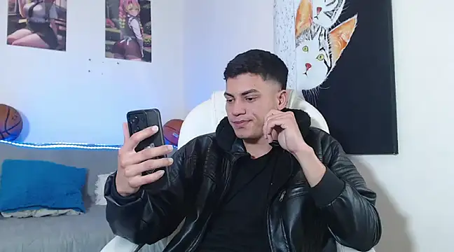 Andres thompson22 online show from January 2025 01:50:01 AM