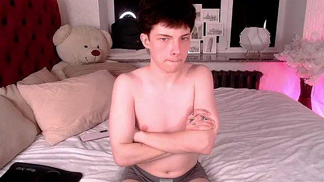 iwillfall online show from March 2026 12:29:01 AM