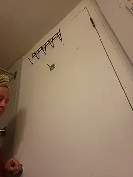 Snapshot of Yourfantasy1379 chatting on October 2025 02:02:01 AM Yourfantasy1379 online show from October 2025 02:02:01 AM