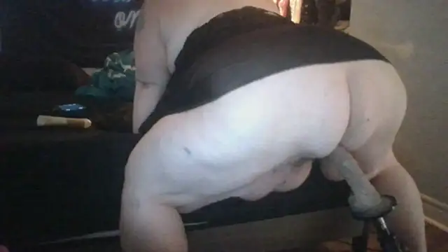 Yourfantasy1379 online show from May 2026 11:06:01 AM