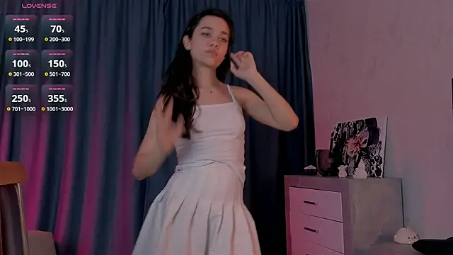 EmeliaReaper online show from October 2025 10:18:02 PM