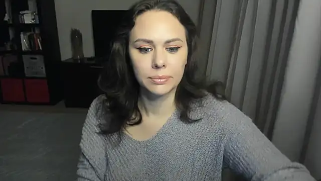 MollyCheiz online show from December 2025 03:54:01 PM