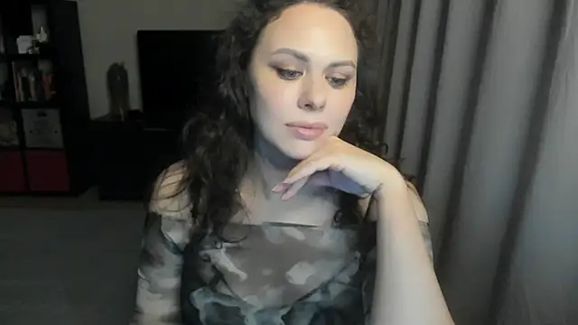 MollyCheiz online show from May 2026 09:31:02 PM