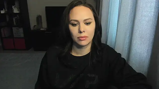 MollyCheiz online show from October 2025 11:09:01 AM