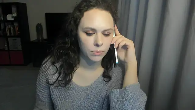 MollyCheiz online show from May 2026 05:52:01 PM