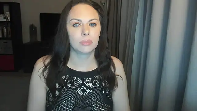 MollyCheiz online show from April 2026 08:45:01 PM