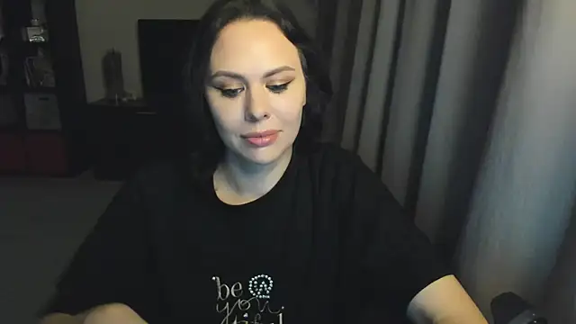 MollyCheiz online show from September 2025 10:49:01 PM