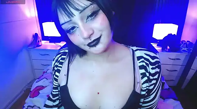 honney dark online show from January 2025 03:20:01 AM