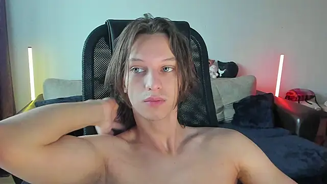 Snapshot of Ostin_meow chatting on July 2026 08:16:01 AM Ostin meow online show from July 2026 08:16:01 AM