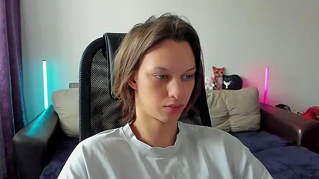 Snapshot of Ostin_meow chatting on May 2026 05:11:01 AM Ostin meow online show from May 2026 05:11:01 AM