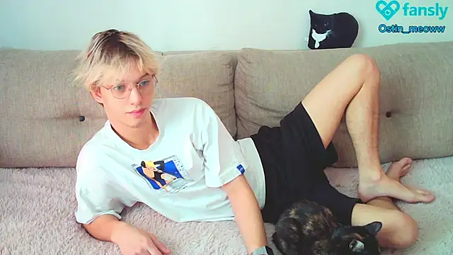 Snapshot of Ostin_meow chatting on February 2025 06:29:02 AM Ostin meow online show from February 2025 06:29:02 AM